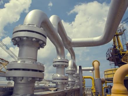 Oil pipe valves